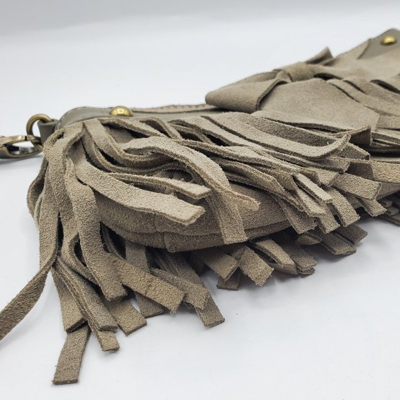 *SOLD* HYPE SUEDE FRINGE WRISTLET CLUTCH BAG - Picture 5 of 6